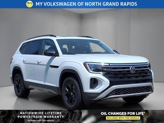 New 2025 Volkswagen Atlas Peak Edition SE image 1