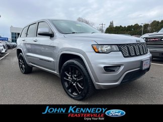 Used 2021 Jeep Grand Cherokee Laredo X image 1