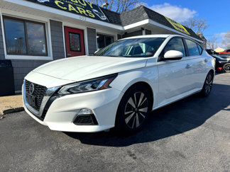 Used 2022 Nissan Altima 2.5 SV image 1