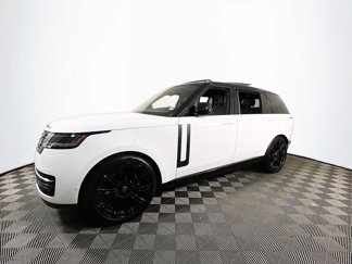 Used 2025 Land Rover Range Rover Long Wheelbase SE image 1