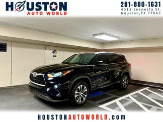 Used 2022 Toyota Highlander XLE image 1