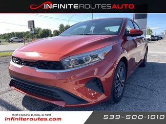Used 2022 Kia Forte LXS image 1