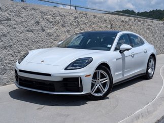 New 2025 Porsche Panamera image 1