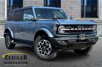 New 2025 Ford Bronco Outer Banks image 1
