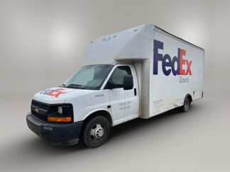 Used 2017 Chevrolet Express 3500 Extended image 1