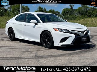 Used 2020 Toyota Camry SE image 1