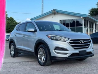 Used 2017 Hyundai Tucson SE image 1