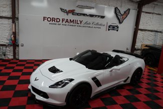Used 2015 Chevrolet Corvette Z06 w/ 3LZ Preferred Equipment Group image 1