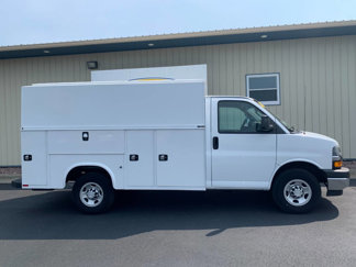 Used 2022 Chevrolet Express 3500 w/ Power Convenience Package image 1