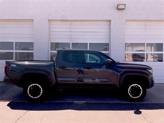 Used 2024 Toyota Tacoma 4x4 Double Cab image 1