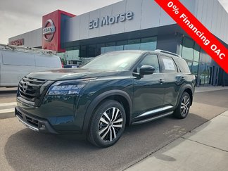 New 2025 Nissan Pathfinder Platinum image 1