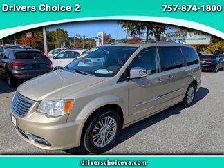 Used 2011 Chrysler Town & Country Limited w/ Trailer Tow Group image 1