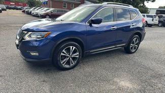 Used 2017 Nissan Rogue SL image 1