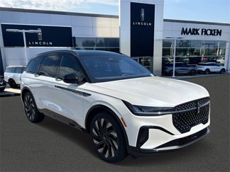 New 2025 Lincoln Nautilus Reserve image 1