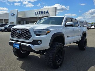 Used 2022 Toyota Tacoma TRD Off-Road image 1