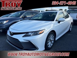 Used 2023 Toyota Camry LE image 1