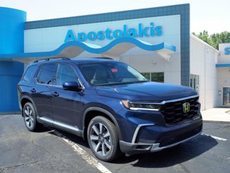 New 2025 Honda Pilot Touring image 1