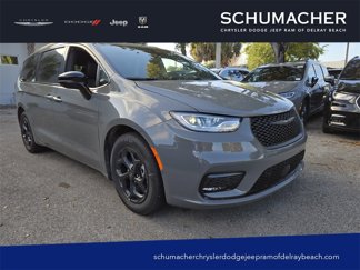 New 2025 Chrysler Pacifica Premium image 1