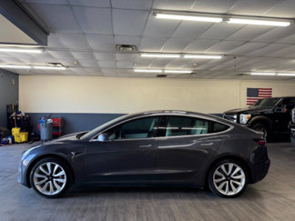 Used 2018 Tesla Model 3 Mid Range image 1