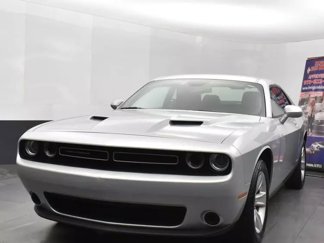 Used 2023 Dodge Challenger SXT image 1