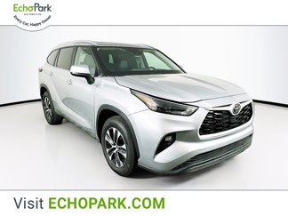 Used 2024 Toyota Highlander XLE image 1