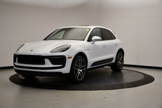 Used 2025 Porsche Macan image 1
