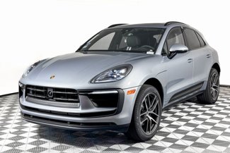 Certified 2025 Porsche Macan image 1