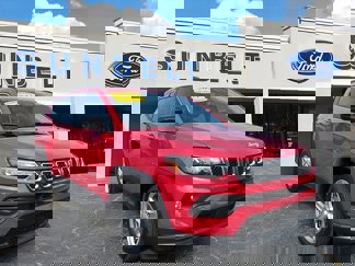 Used 2023 Jeep Compass Latitude image 1
