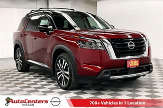 New 2025 Nissan Pathfinder Platinum image 1