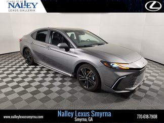 Used 2025 Toyota Camry LE image 1