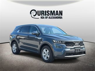 Certified 2022 Kia Sorento LX image 1
