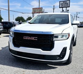 Used 2021 GMC Acadia SLT w/ LPO, Floor Liner Package image 1
