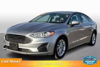 Used 2020 Ford Fusion SE image 1