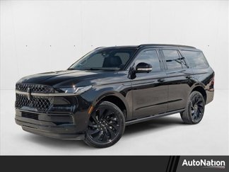 New 2025 Lincoln Navigator Reserve w/ Jet Appearance Package image 1