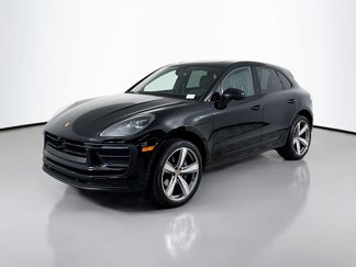 Certified 2025 Porsche Macan image 1