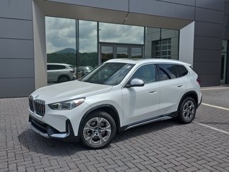 Used 2024 BMW X1 xDrive28i image 1