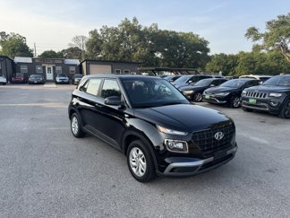 Used 2022 Hyundai Venue SE w/ Cargo Package image 1