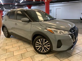 Used 2024 Nissan Kicks SV image 1