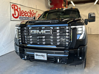 New 2025 GMC Sierra 2500 Denali Ultimate image 1
