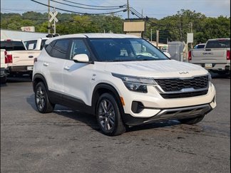 Used 2022 Kia Seltos LX image 1
