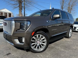 Used 2021 GMC Yukon Denali w/ Advanced Technology Package image 1