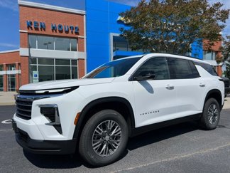 New 2025 Chevrolet Traverse LT image 1