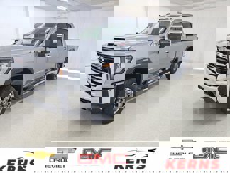 New 2025 GMC Sierra 3500 SLT w/ SLT Premium Package image 1