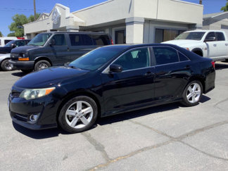 Used 2014 Toyota Camry SE image 1