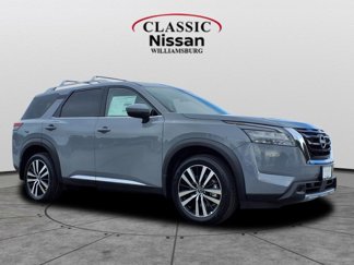 New 2025 Nissan Pathfinder Platinum image 1