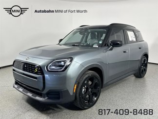 New 2025 MINI Cooper Countryman SE image 1