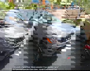 Used 2020 Jeep Compass Trailhawk w/ Cold Weather Group image 1