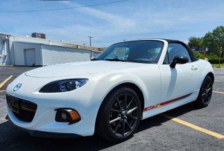 Used 2014 MAZDA MX-5 Miata Club image 1