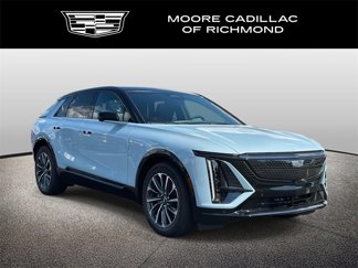 New 2025 Cadillac Lyriq Sport image 1