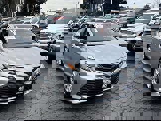 Used 2018 Toyota Camry LE image 1